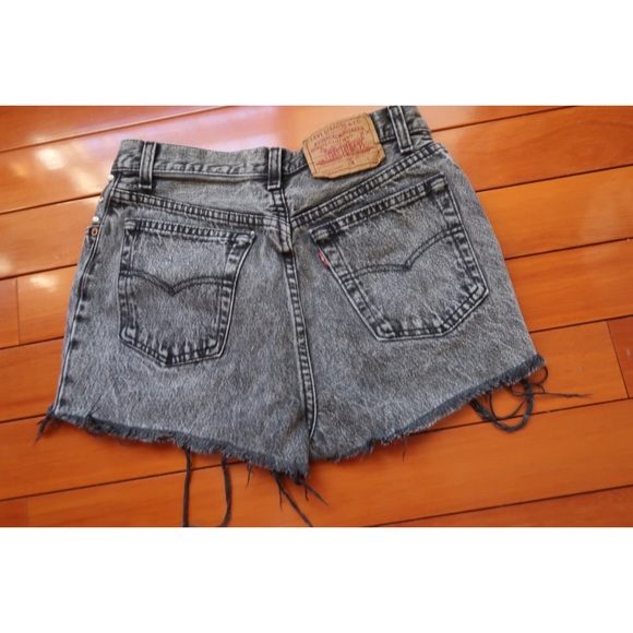 Vintage embellished  Levi’s - Picture 4 of 4